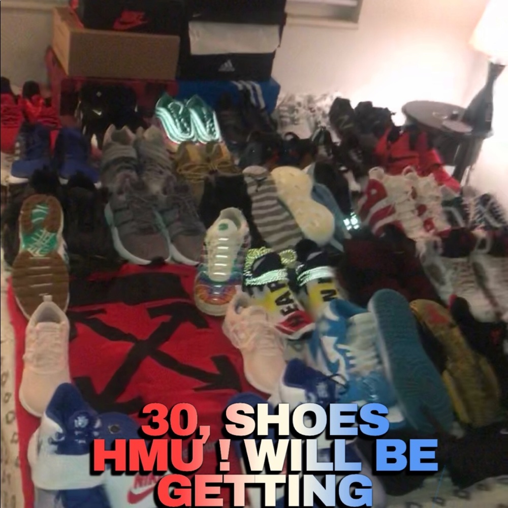 Shoes boots purses heels women shoes men shoes !!!